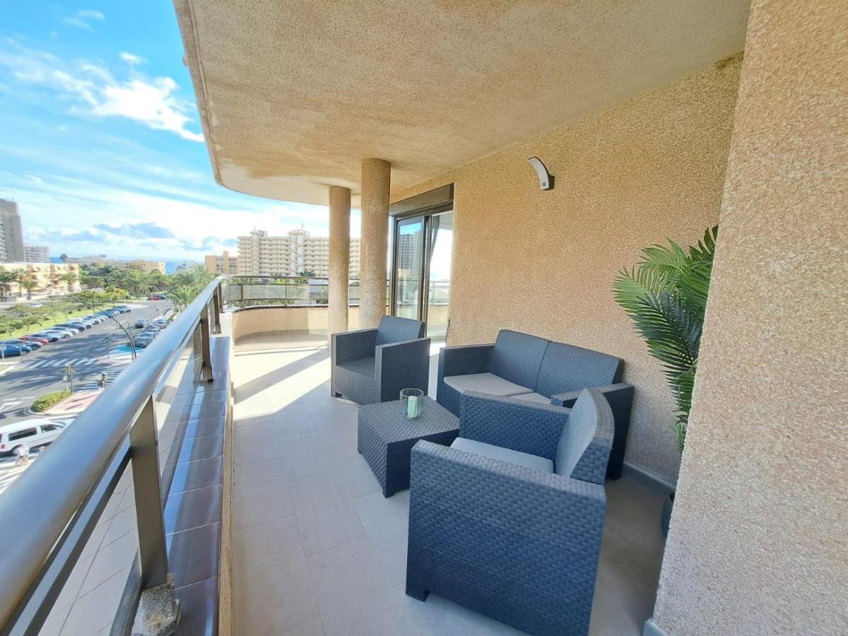Newly Reformed 2 Bedroom Apartment In The Center Of Los Cristianos 로스크리스티아노스 외부 사진