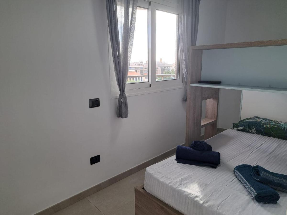 Newly Reformed 2 Bedroom Apartment In The Center Of Los Cristianos 로스크리스티아노스 외부 사진
