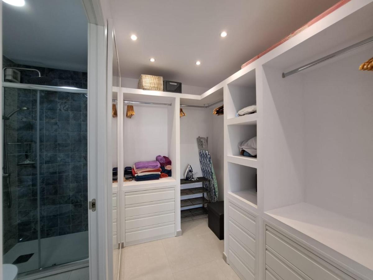 Newly Reformed 2 Bedroom Apartment In The Center Of Los Cristianos 로스크리스티아노스 외부 사진